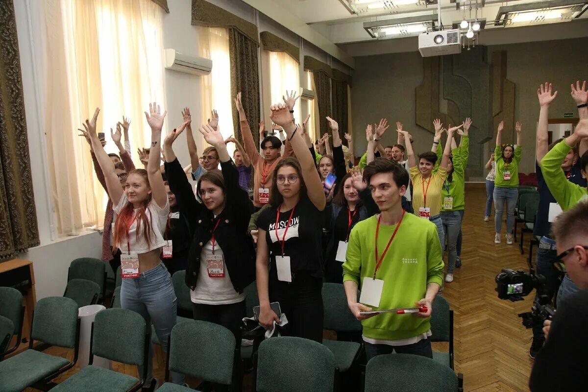 Куда поступить после 11 без егэ. Высшее образование без егэ. Институт без егэ. Куда поступить после 11 без егэ. Поступить без егэ.