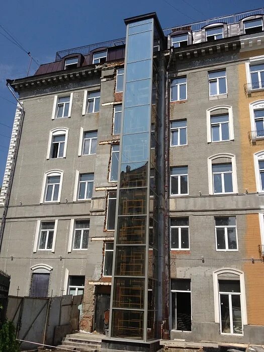 Установить лифты в здании