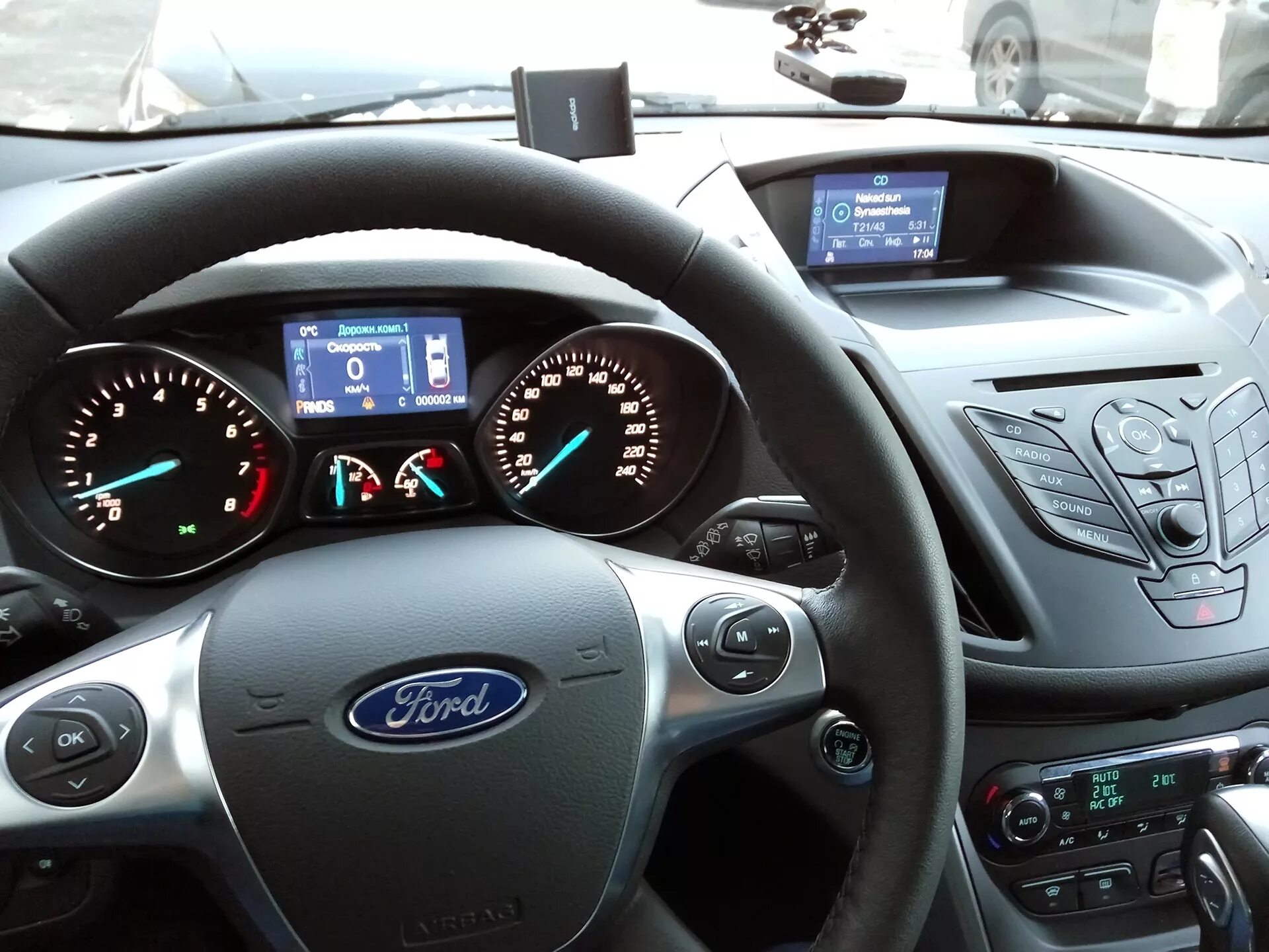 Управление куга. Ford Kuga 2 приборная панель. Панель Форд Куга 2. Ford Kuga 2016 панель. Торпеда Форд Куга 2.