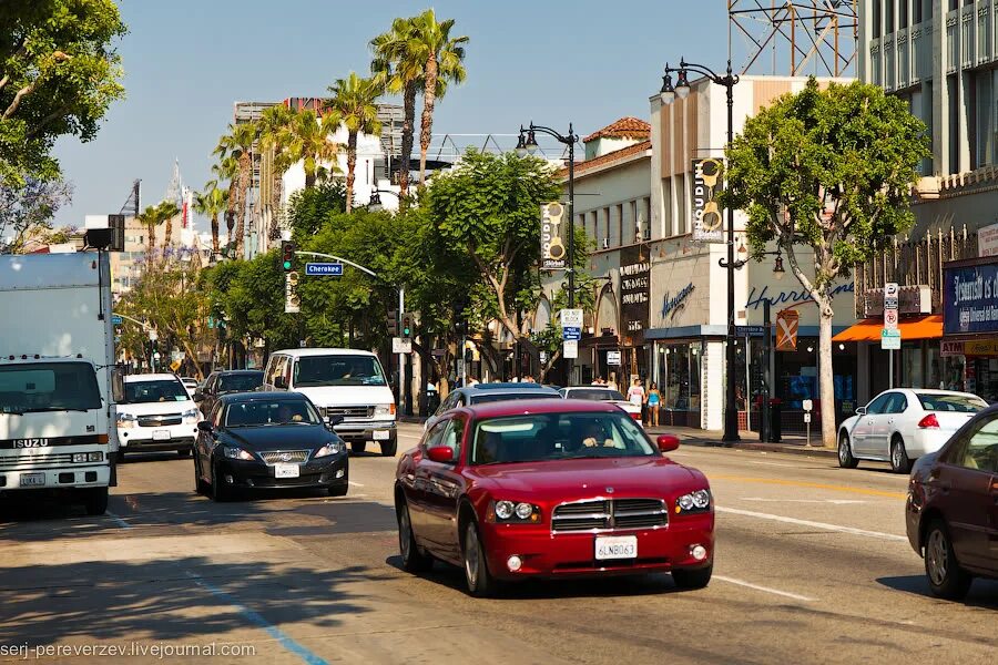 путешествие в америку. голливуд фото. лос-анджелес калифорния голливуд. беверли хиллз район в лос анджелесе. голливуд едет.