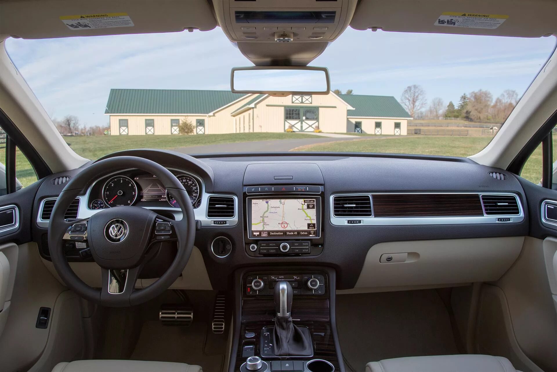 Торпеда туарег. Фольксваген Туарег 2016 салон. Volkswagen Touareg 2015 салон. Фольксваген Туарег 2016 года салон. Фольксваген Туарег 2017 салон.