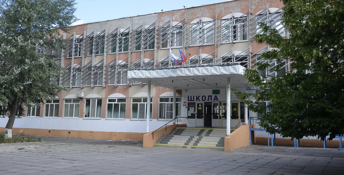 Школы ростова на дону с уклоном. Школы ростова на дону с уклоном. Школа 107 ростов. Школа 18 ростов. Школы ростова на дону с уклоном.