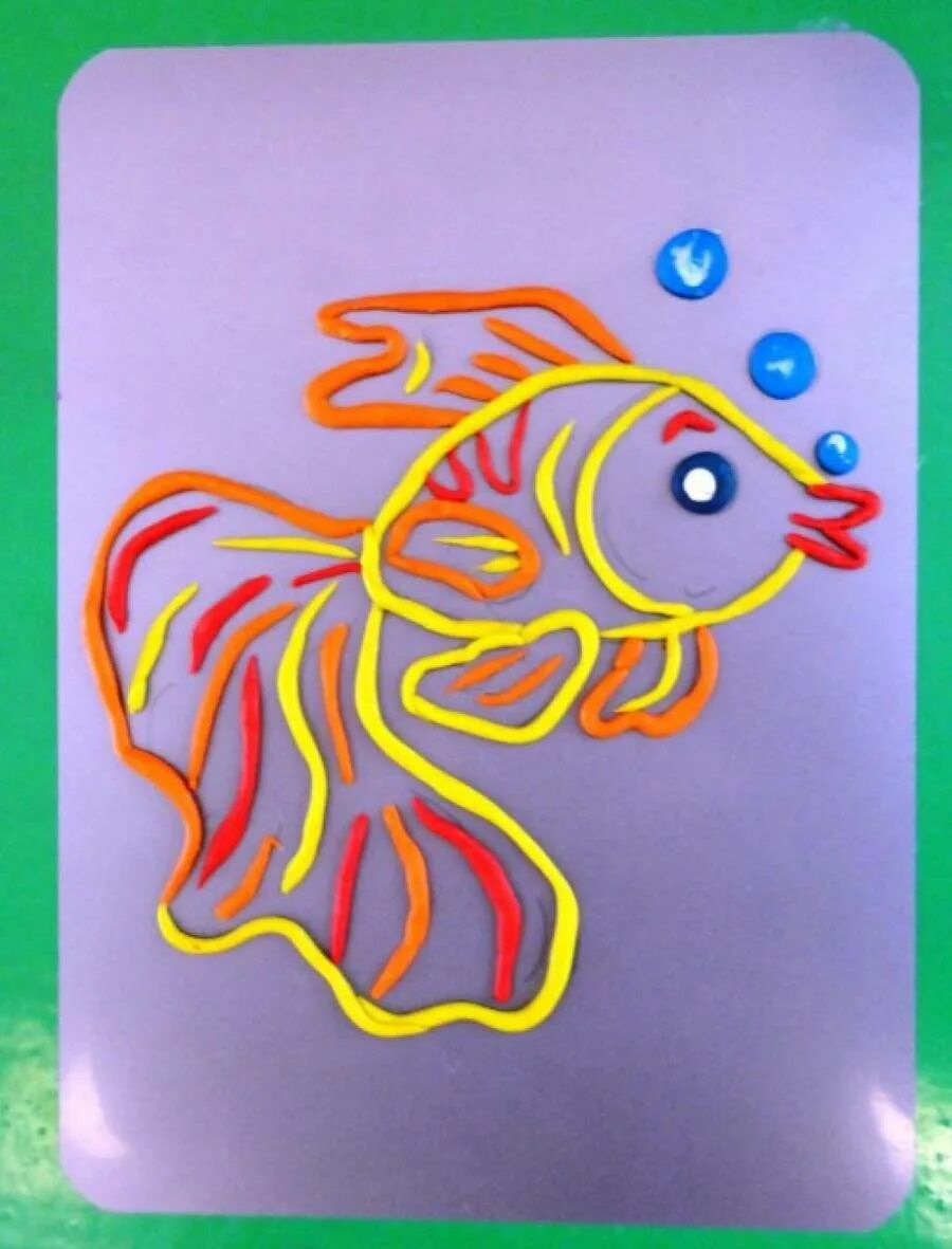 Пластилинография рыбка. Рыбка пластилинография рыбка. Пластилиновая живопись Золотая рыбка. Золотая рыбка для пластилинографии. Рисуем пластилином 1 класс презентация