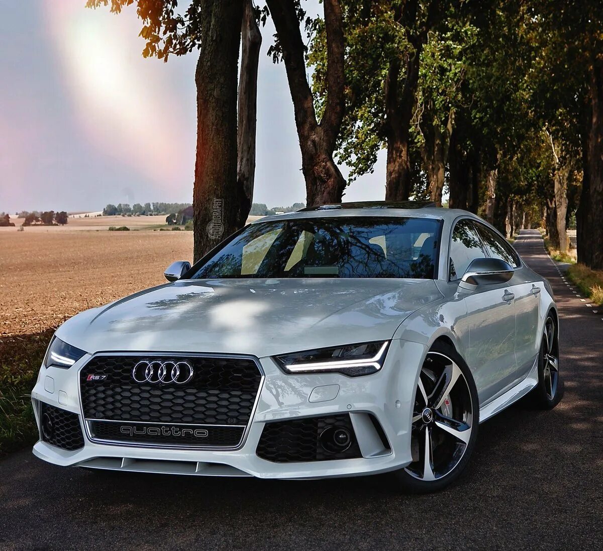 Ауди майот. Ауди рс7 кватро. Audi rs7 White. Audi rs7 2022. Audi rs7 GTR.