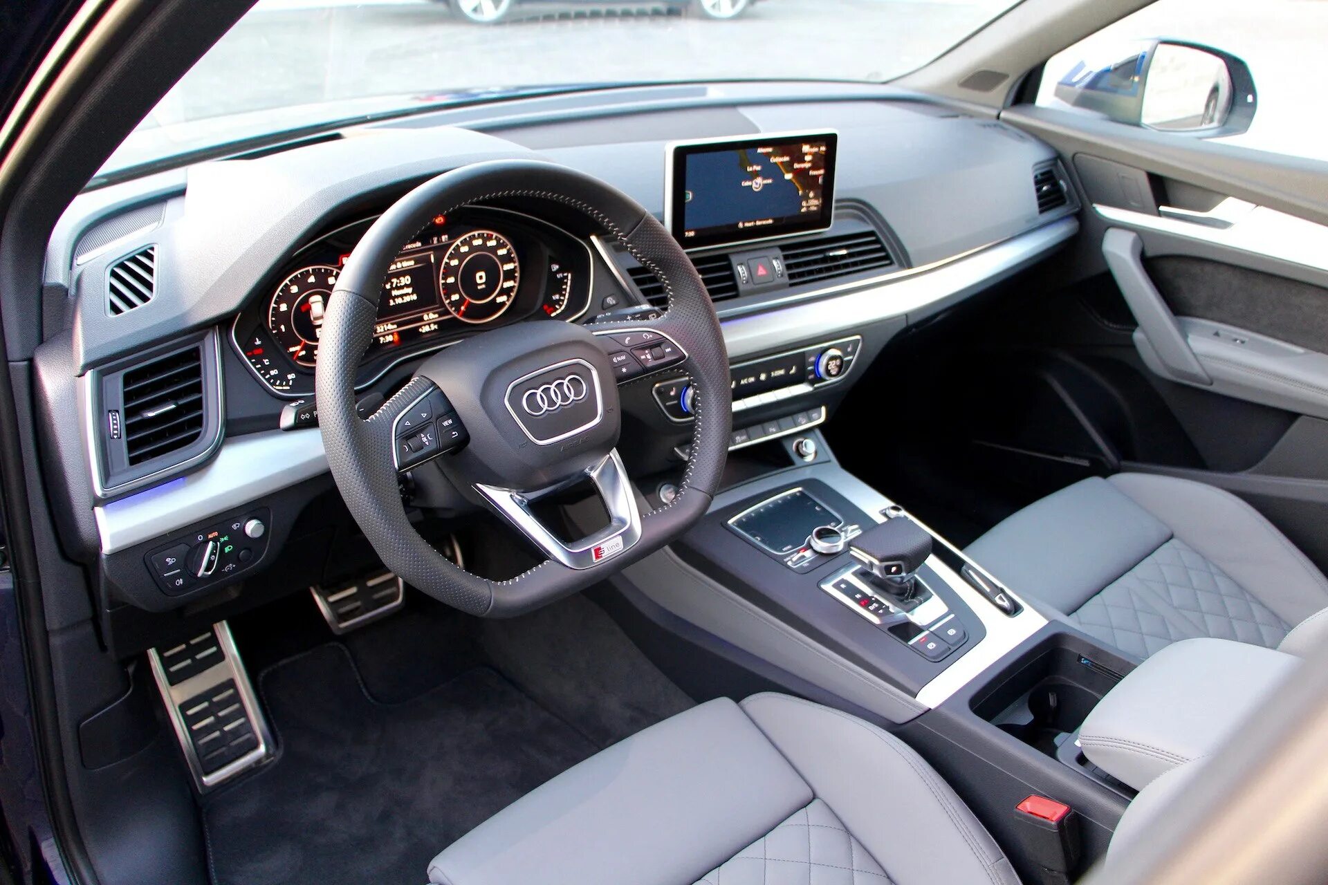 Audi q5 2017 Interior. Audi q5 2021 салон. Audi q5 2017 салон. Audi q5 2018 салон.