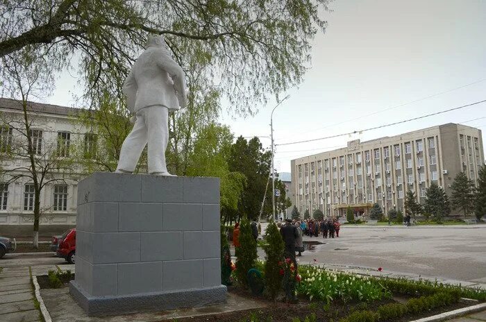 Город Буденновск Ставропольский край. Площадь города Буденновска Ставропольского края. Площадь г Буденновск. Парк Лермонтова Буденновск. Г буденновский ставропольского края