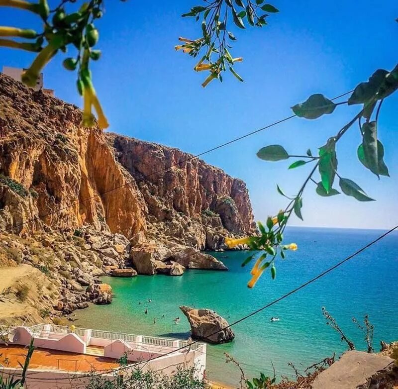 Марокко побережье атлантического океана. Агадир атлантический океан. Марокко средиземное море. Дикий океан марокко. Марокко побережье атлантического океана.