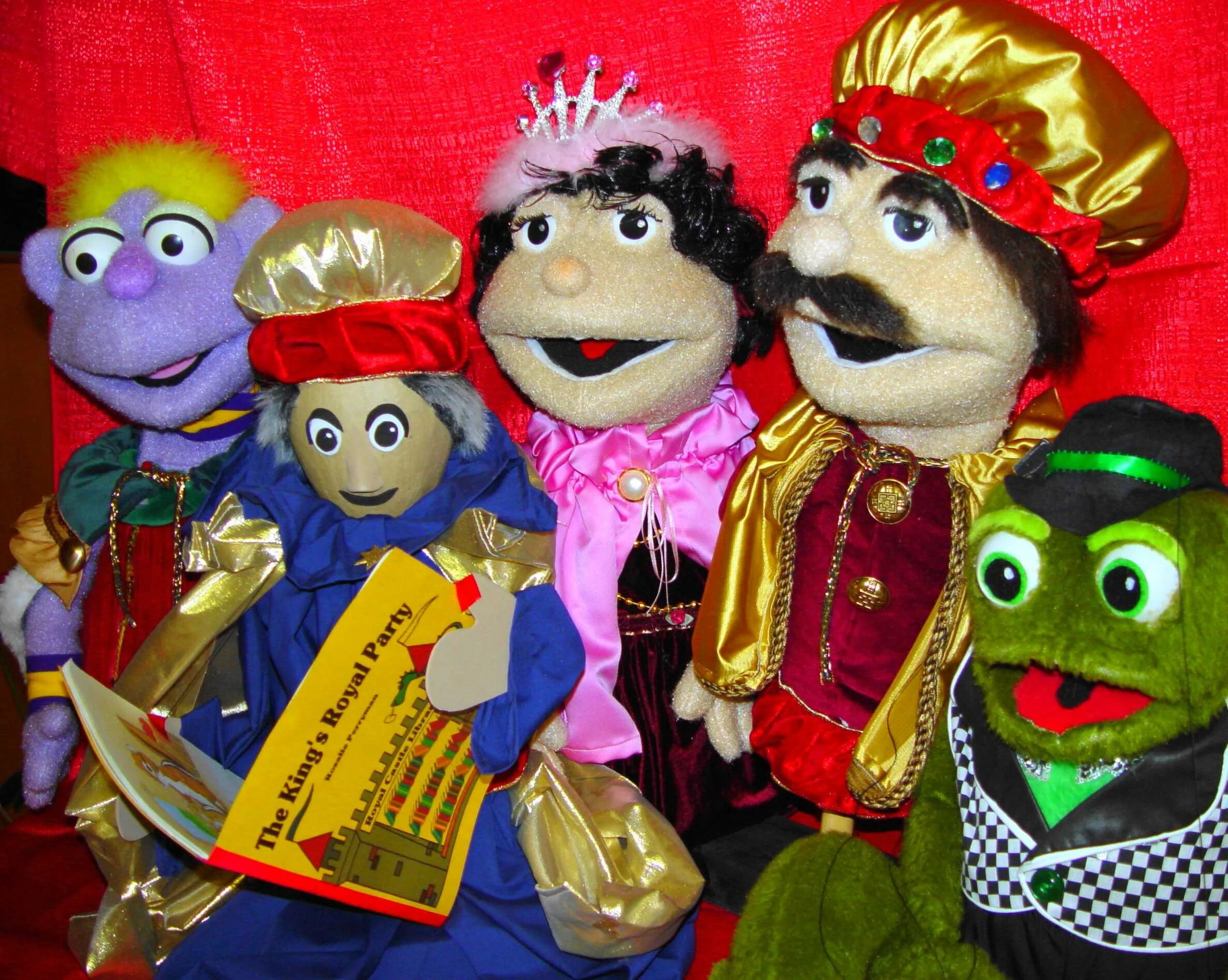 Puppet show is