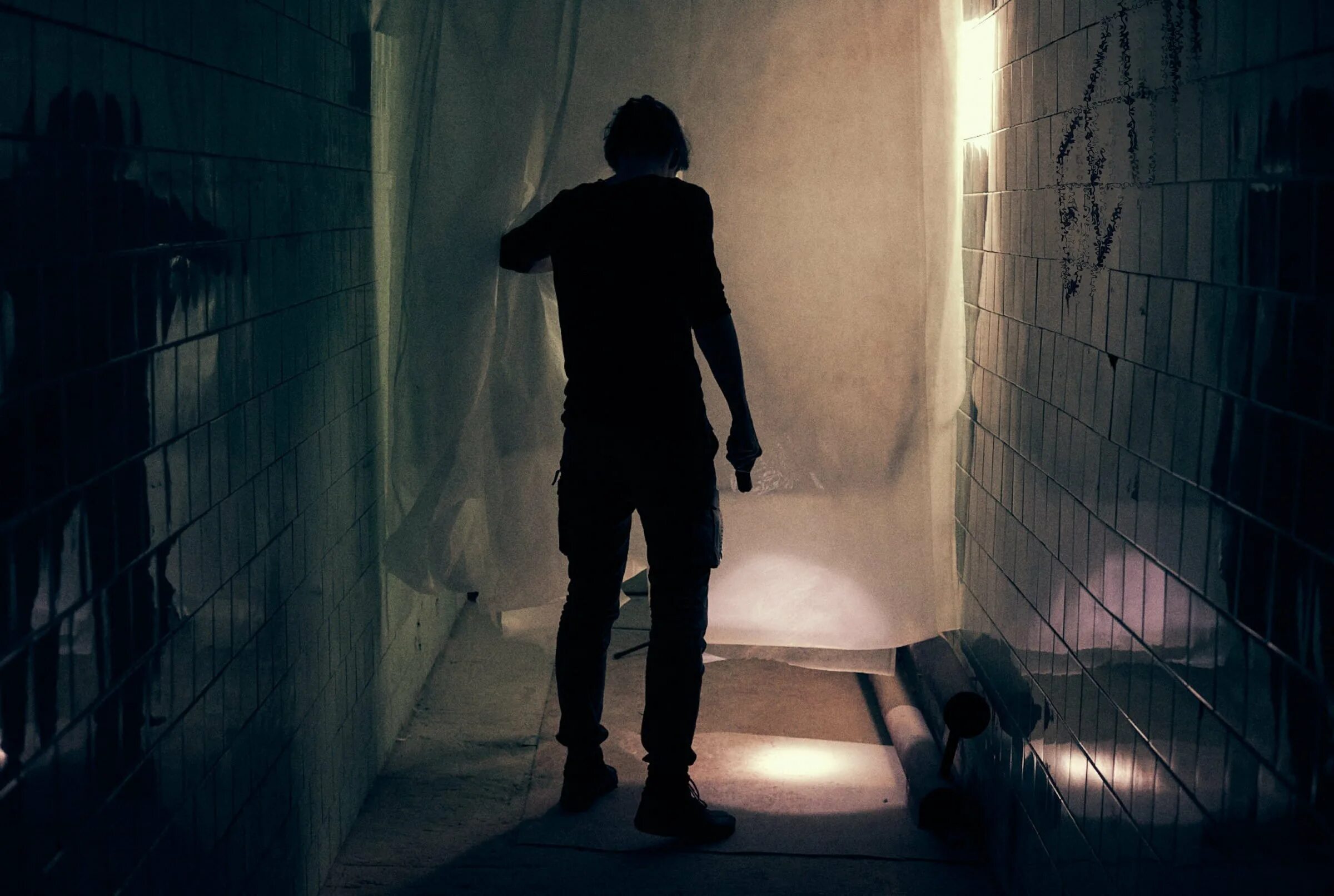 Хоррор квест иркутск. Квест психиатрическая лечебница. Хоррор квест иркутск шепот. Хоррор квест иркутск. Хоррор квест иркутск история одной зависимости.