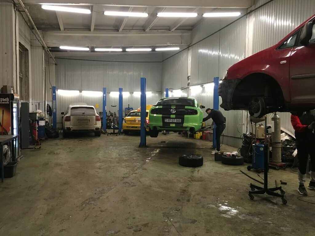 автосервис самообслуживания киров. гараж на час автосервис самообслуживания. гараж на час в москве автосервис самообслуживания. автомастерская самообслуживания. автосервис самообслуживания.