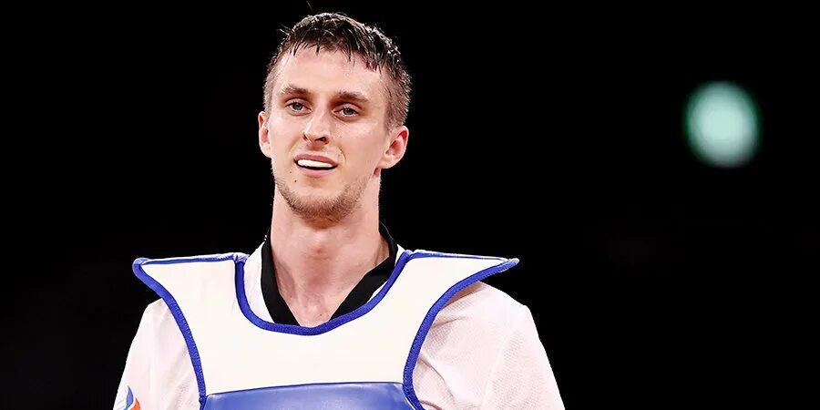 Денисенко олимпийский чемпион. Олимпийский чемпион по тхэквондо. Олимпийский чемпион по тхэквондо. Олимпийский чемпион по тхэквондо. Денисенко олимпийский чемпион.