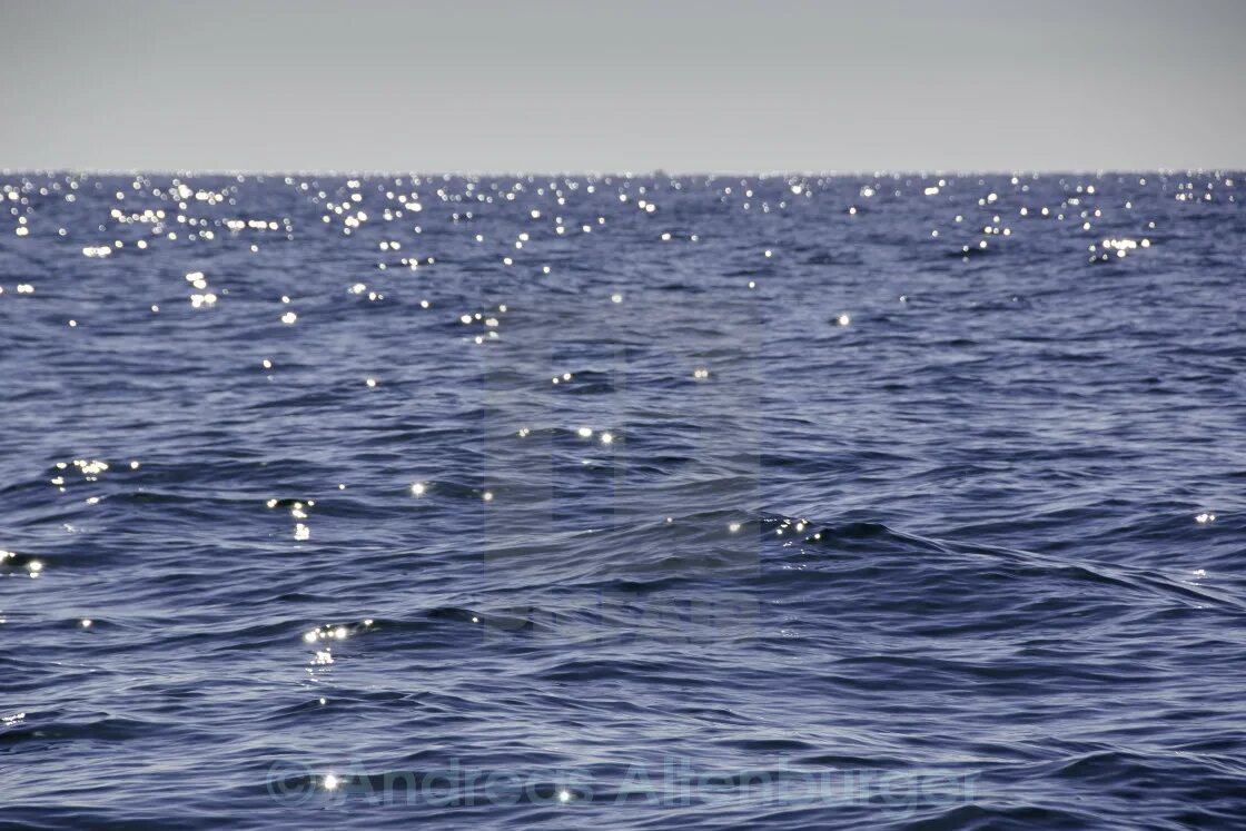 океан волны. атлантический бриз. картинки разных морей. разноцветные моря. тихое море.