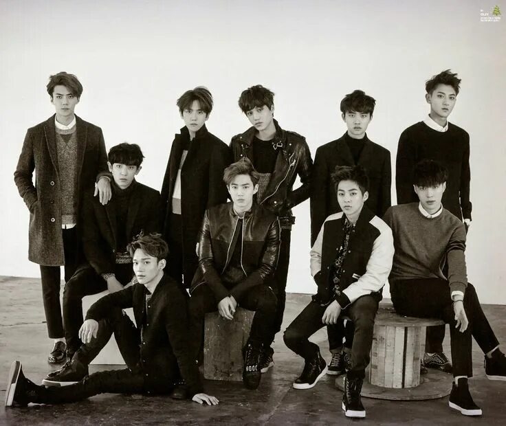 Exo платформа. Exo 2015. exo photoshoot. чб exo. exo exodus kyungsoo.
