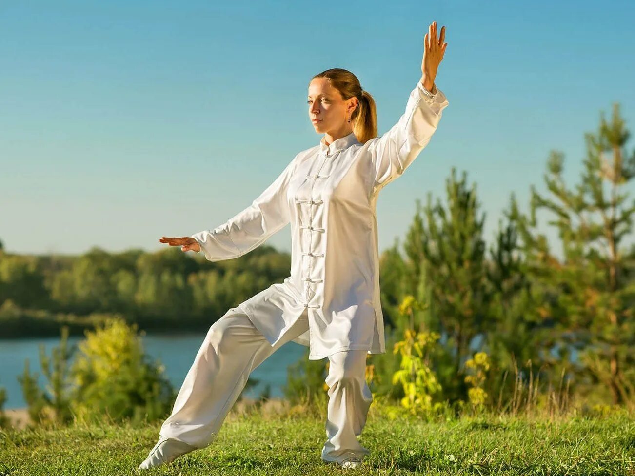 Цигун ци энергия гун. Оздоровительные практики. Энергия цигун. Дао в даосизме. Энергия цигун.