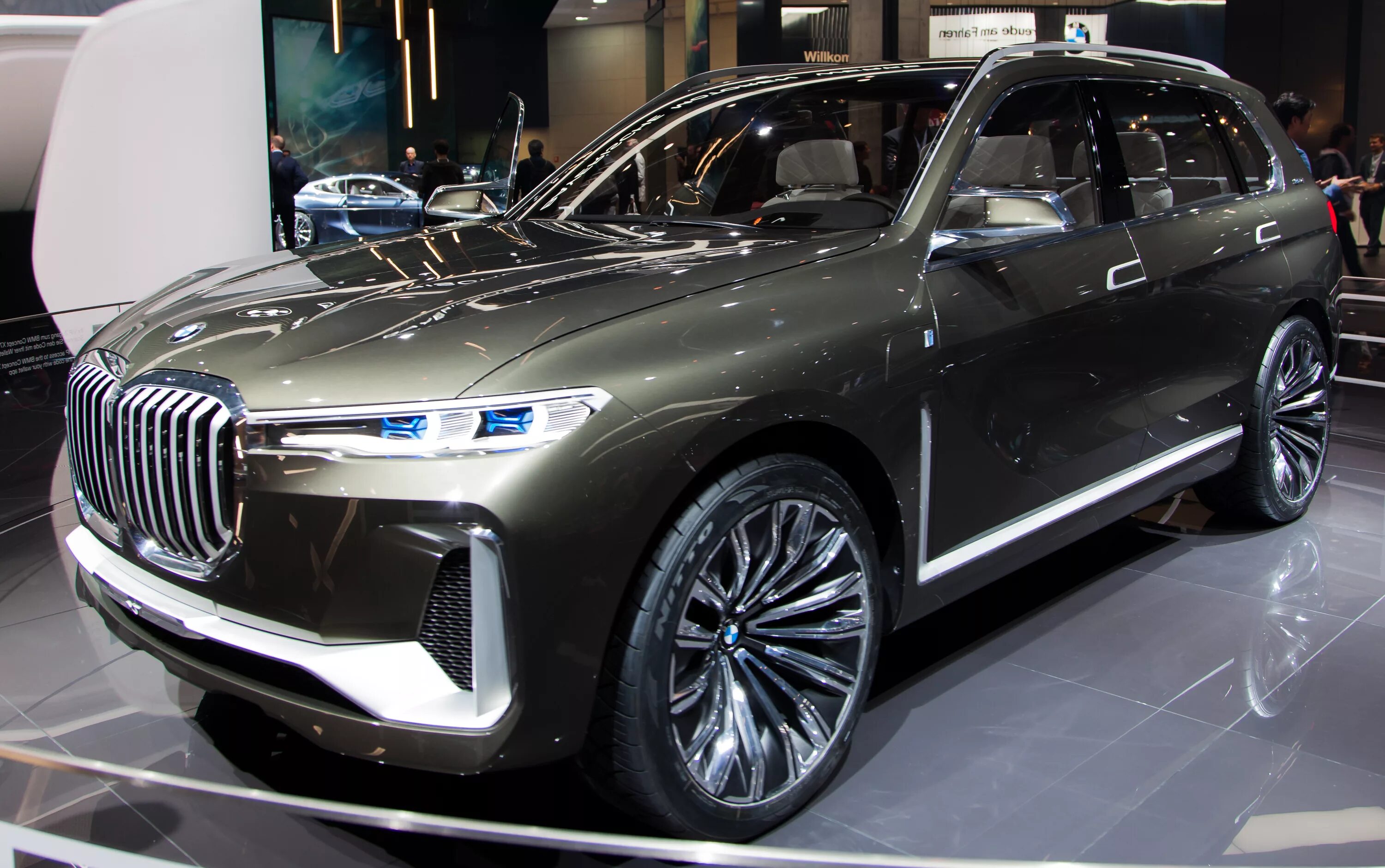 Новая x 7. BMW x7 2020. BMW x7 новый кузов. БМВ х7 концепт. БМВ х7 2018.