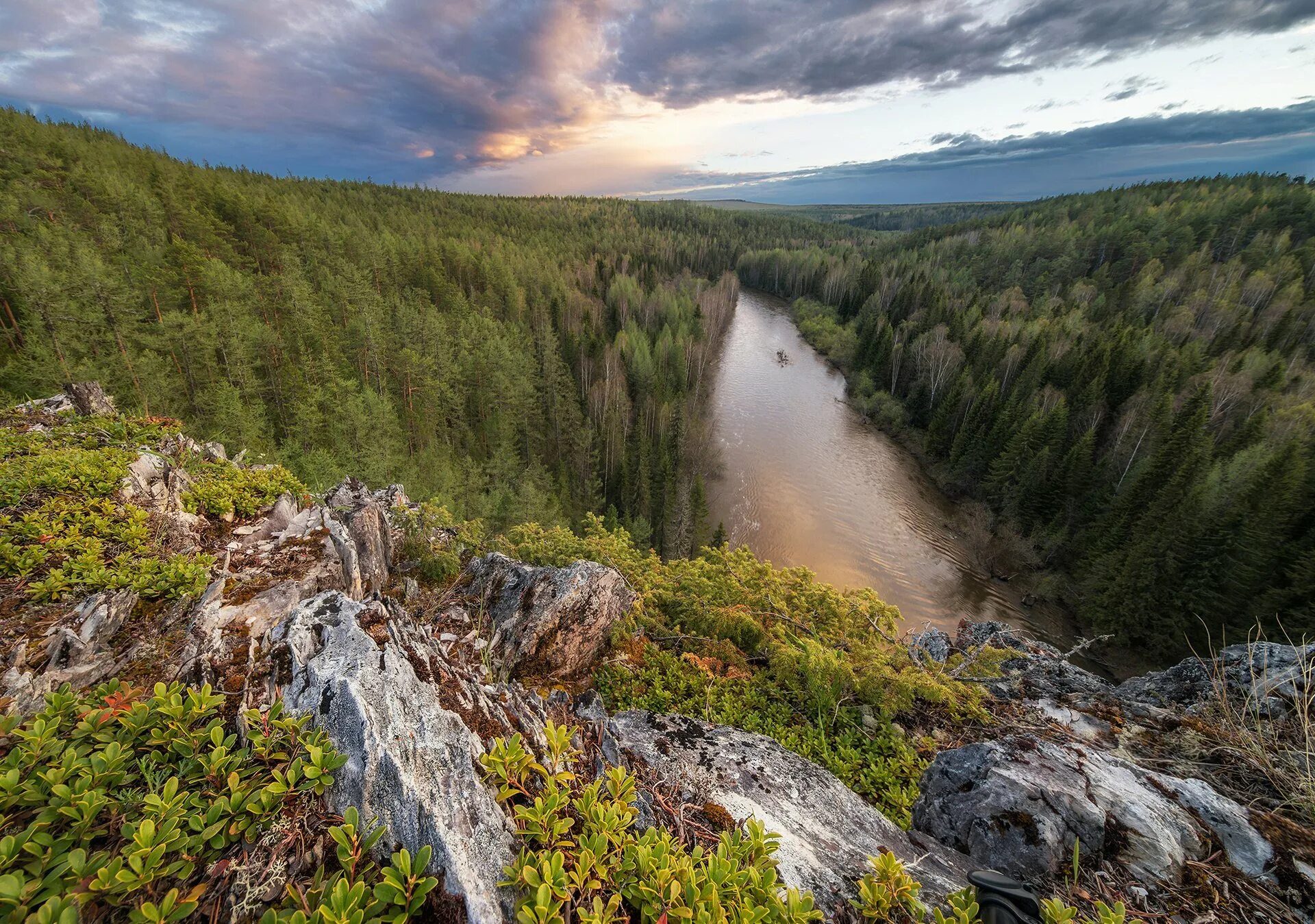 северный урал ивдель. северный урал свердловская область. реки северного урала. гора конжаковский камень. гора койп.