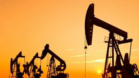 кто дал старт нефтяной промышленности в россии