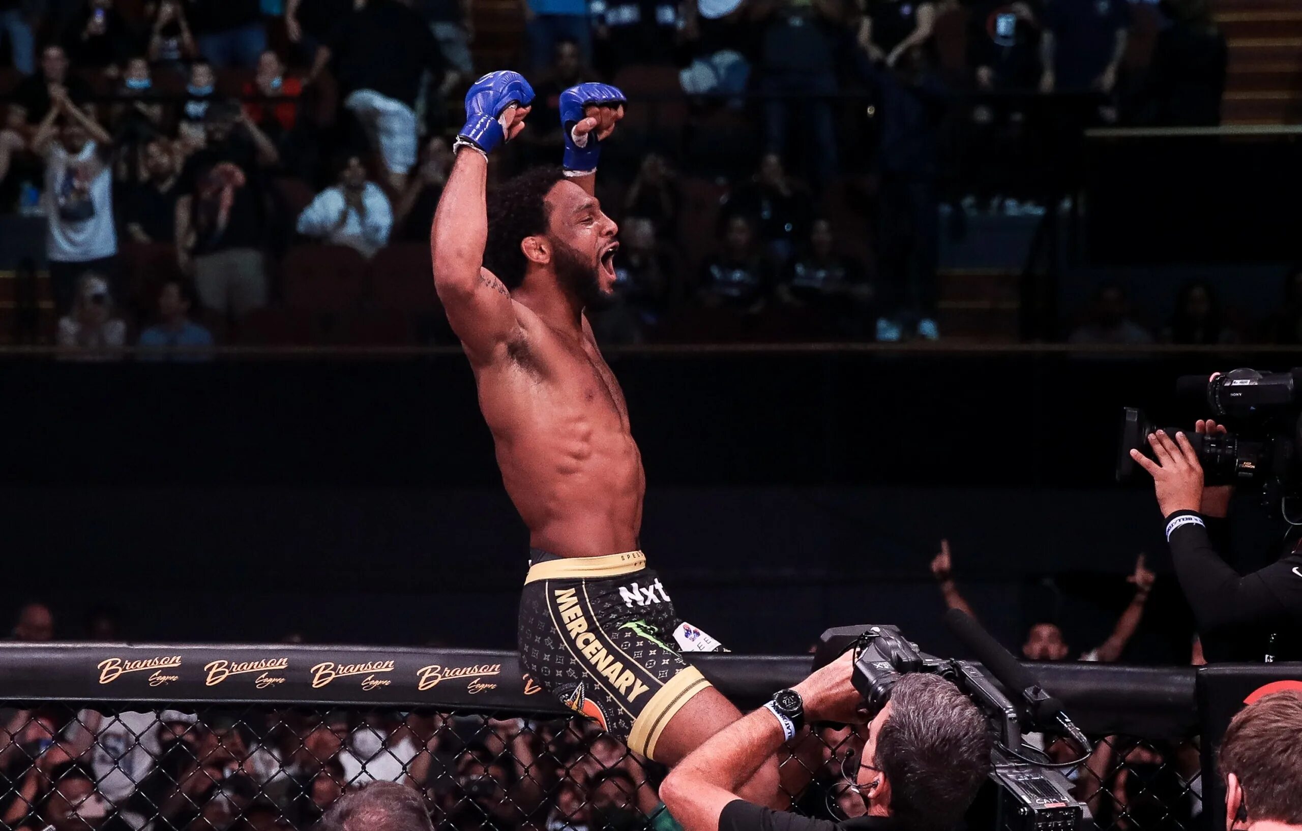 Гайбатулла гаджиалиев. Рашид кодзоев бокс. Одержите победу в поединке. Святослав коваленко бой. Юфс 280 махачев оливейра.