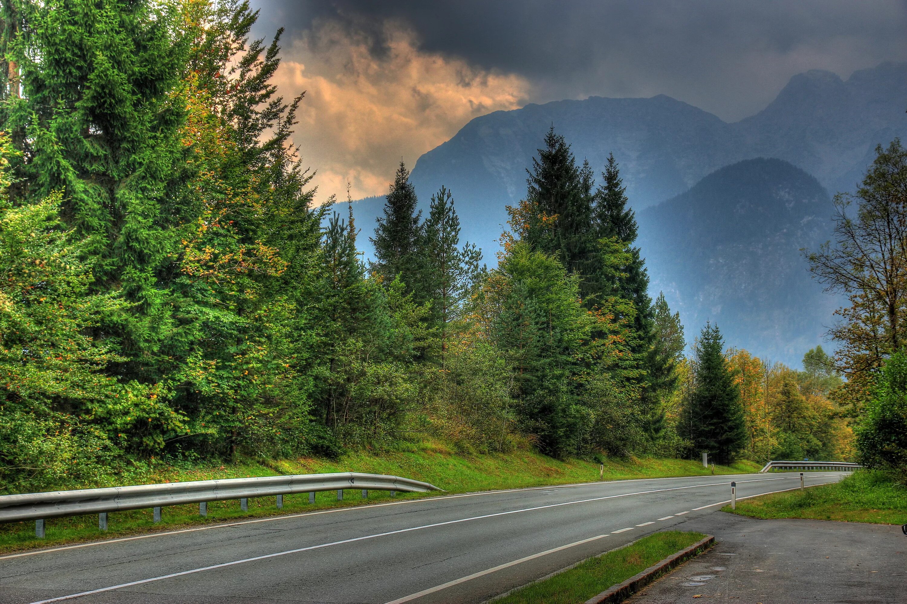 Дорога с красивым видом. Красивые дороги. Красивая дорога. Природа дорога. Дорога в гору.