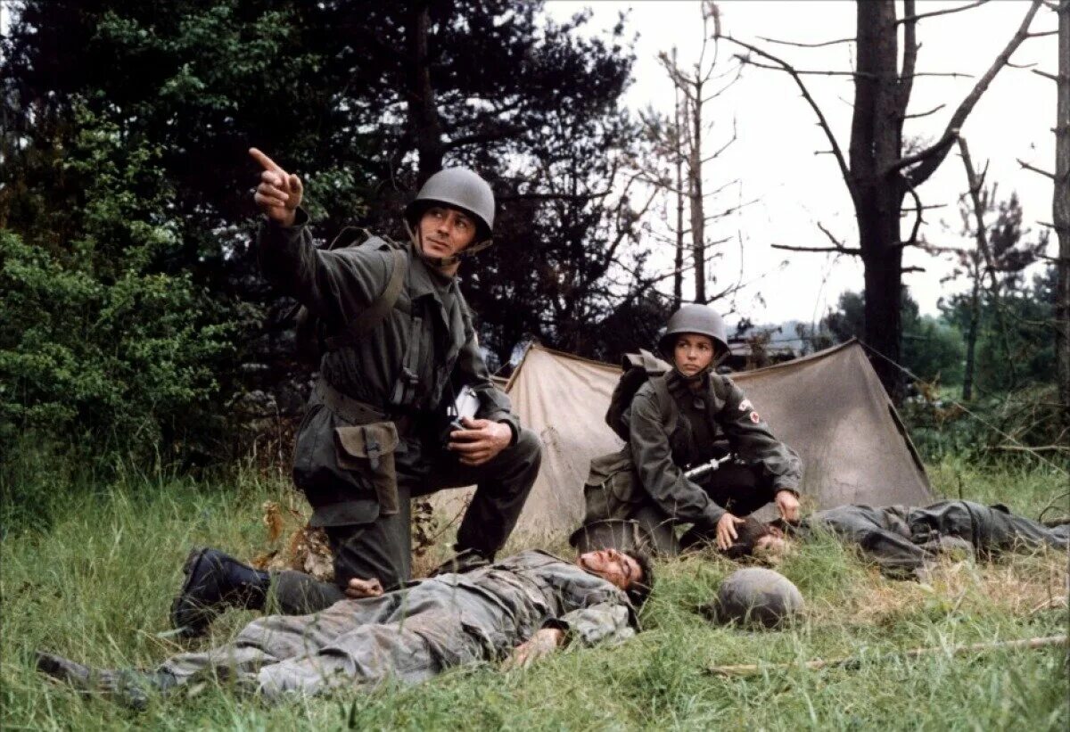 воен врач. лурье военврач. военврач фильм с делоном. немецкие солдаты санитары. военврач (1979).