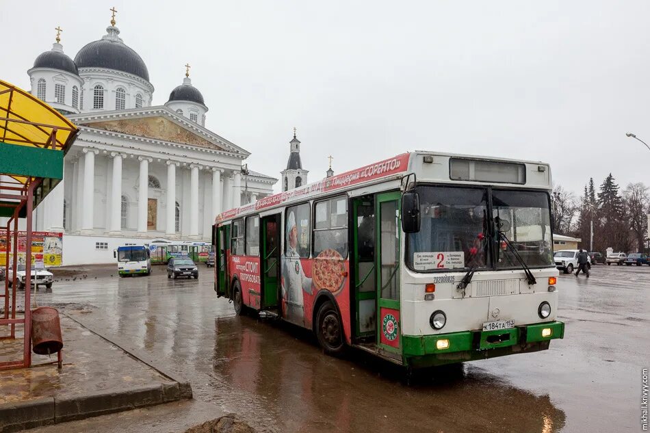 Автобусы ЛИАЗ 5256 В Арзамасе. Автобус ЛИАЗ Арзамас. ЛИАЗ 5256 Арзамас. ЛИАЗ-677 автобус в Арзамасе.