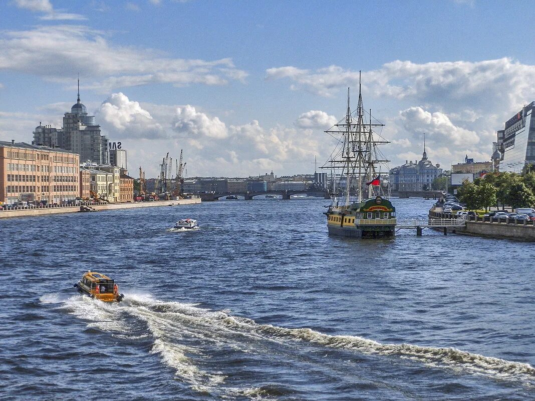 невские просторы