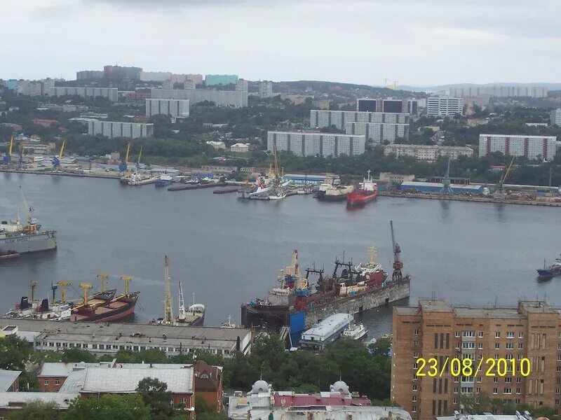 Время спб владивосток