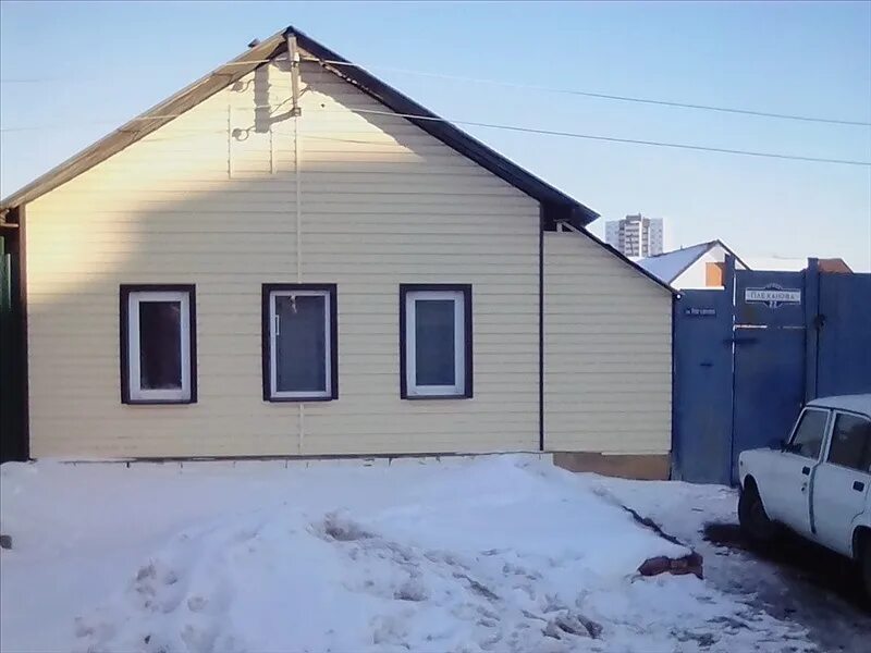 Сколько стоят дома частные в оренбурге. Дом загородное 30 оренбург. Авито оренбург. Макаровой-мутновой, 102. Заречье энгельс поселок.