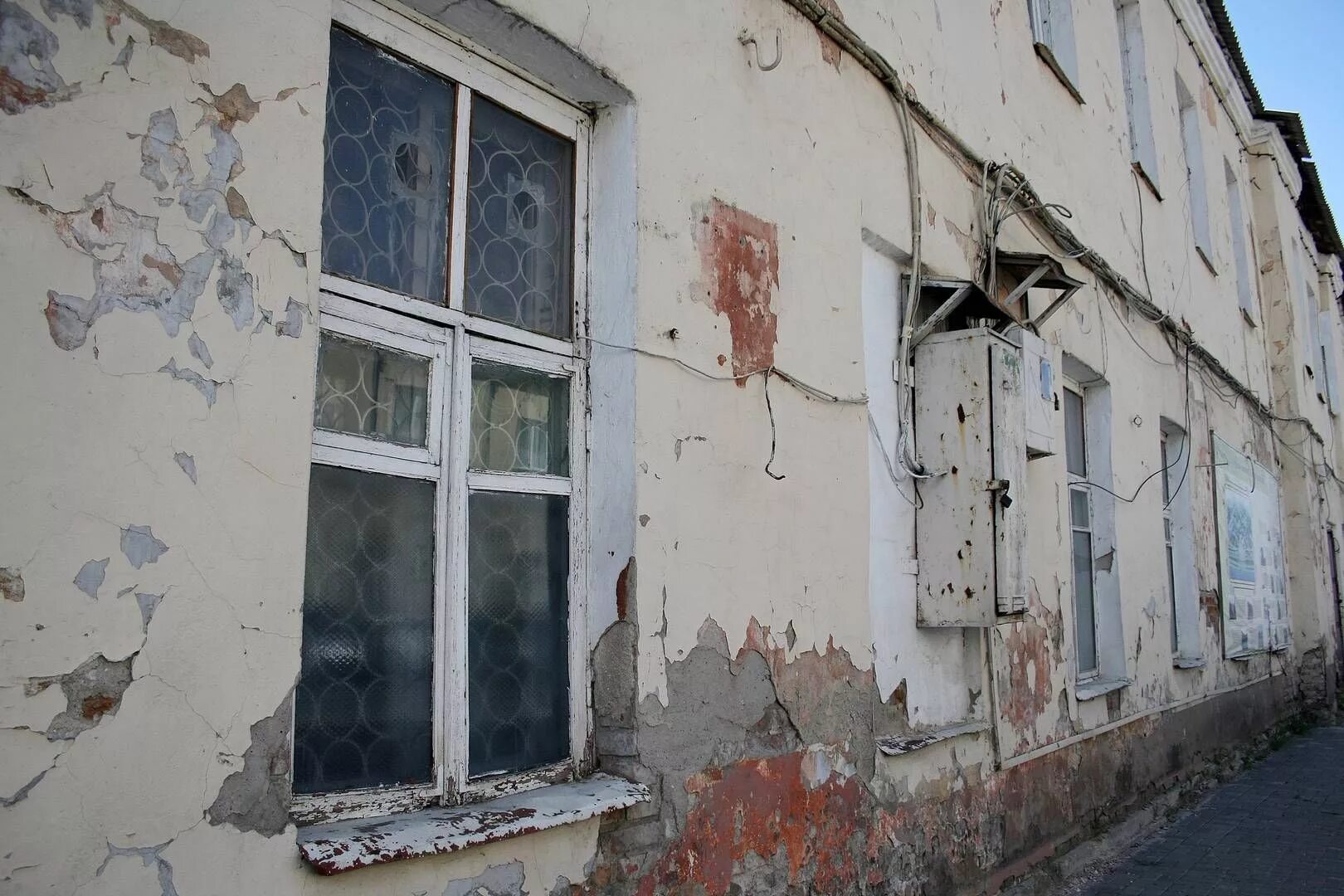 Проживание в аварийном доме