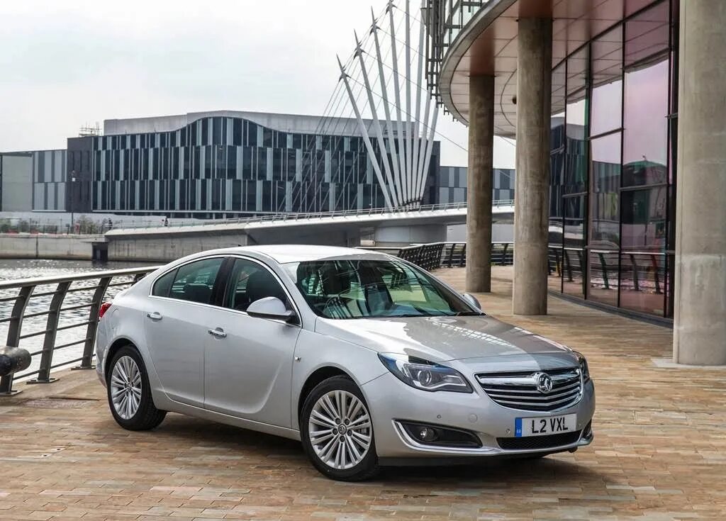 Opel Insignia 2014. Опель Инсигния 2014. Opel Insignia 2014 года. Опель Vauxhall Insignia.