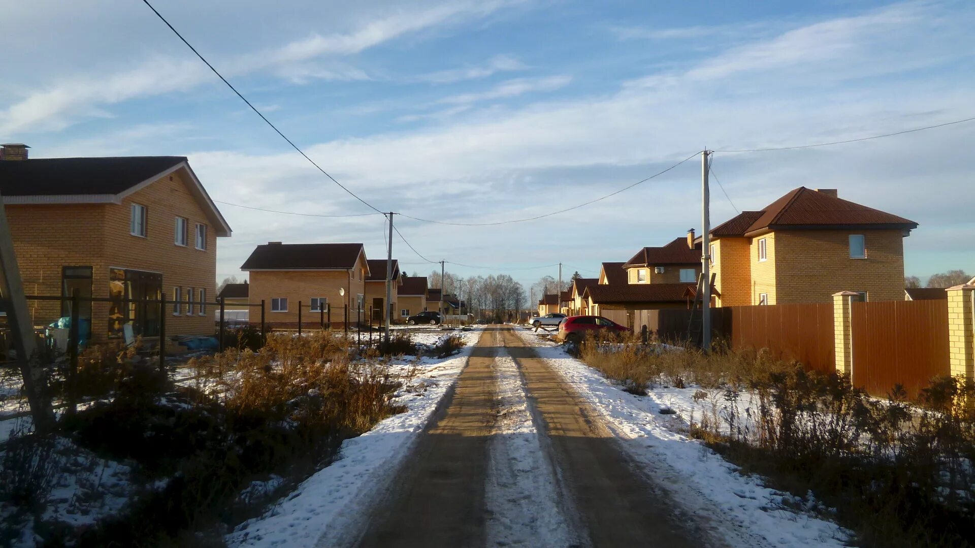 Улицы загородного поселка. Старое Михайловское Ижевск. Старое Михайловское Завьяловский район. Коттеджный поселок Ижевск. Старомихайловское Удмуртия.