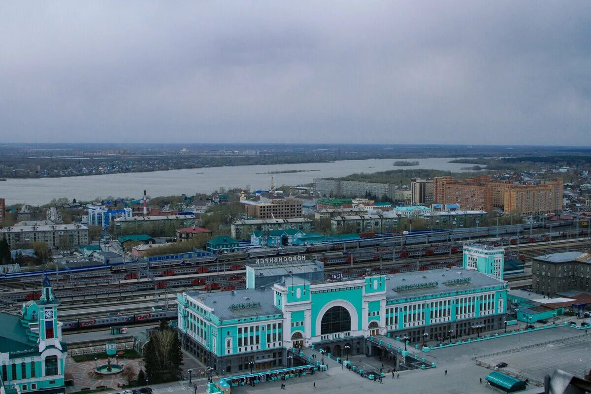 Сайт вокзала новосибирск. Новосибирск вокзал. Новосибирский вокзал главный. КДП Новосибирск-главный что это. Вокзал Новосибирск главный вид сверху.