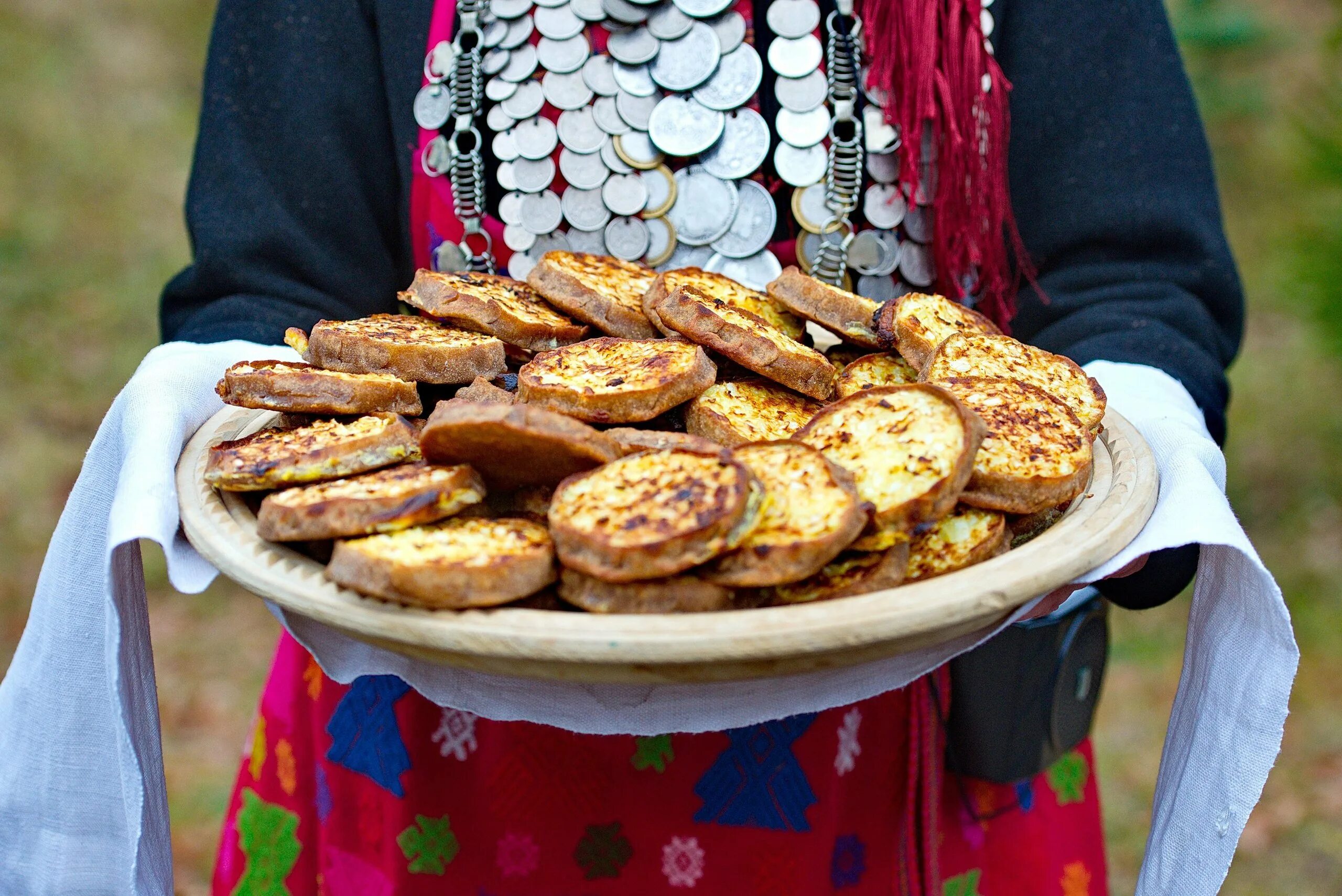 Удмуртская национальная кухня. Кухня Удмуртии Национальная перепечи. Перепечи Удмуртия. Национальная кухня удмуртов перепечи. Удмуртское блюдо перепечи.