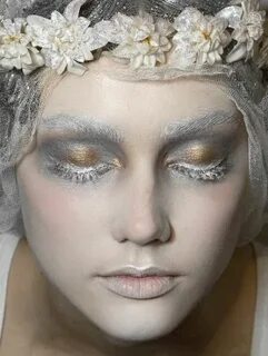 Angel make up