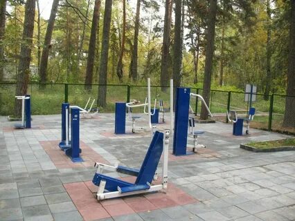 Уличная тренажерная площадка