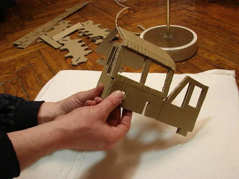 Планер самолета схема. Чертежи авиамоделей планеров. Самолёт ил2 из потолочки. Поделки из дерева самолет. Самолет из бумаги боинг 777.