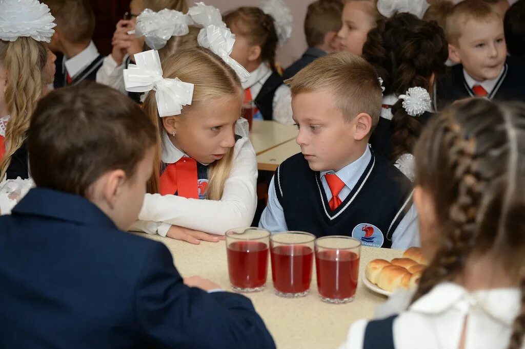 В некоторой школе каждый. Длительность урока и перемены. В некоторой школе в некотором классе. Задача каждого члена команды. Решаем задачи.