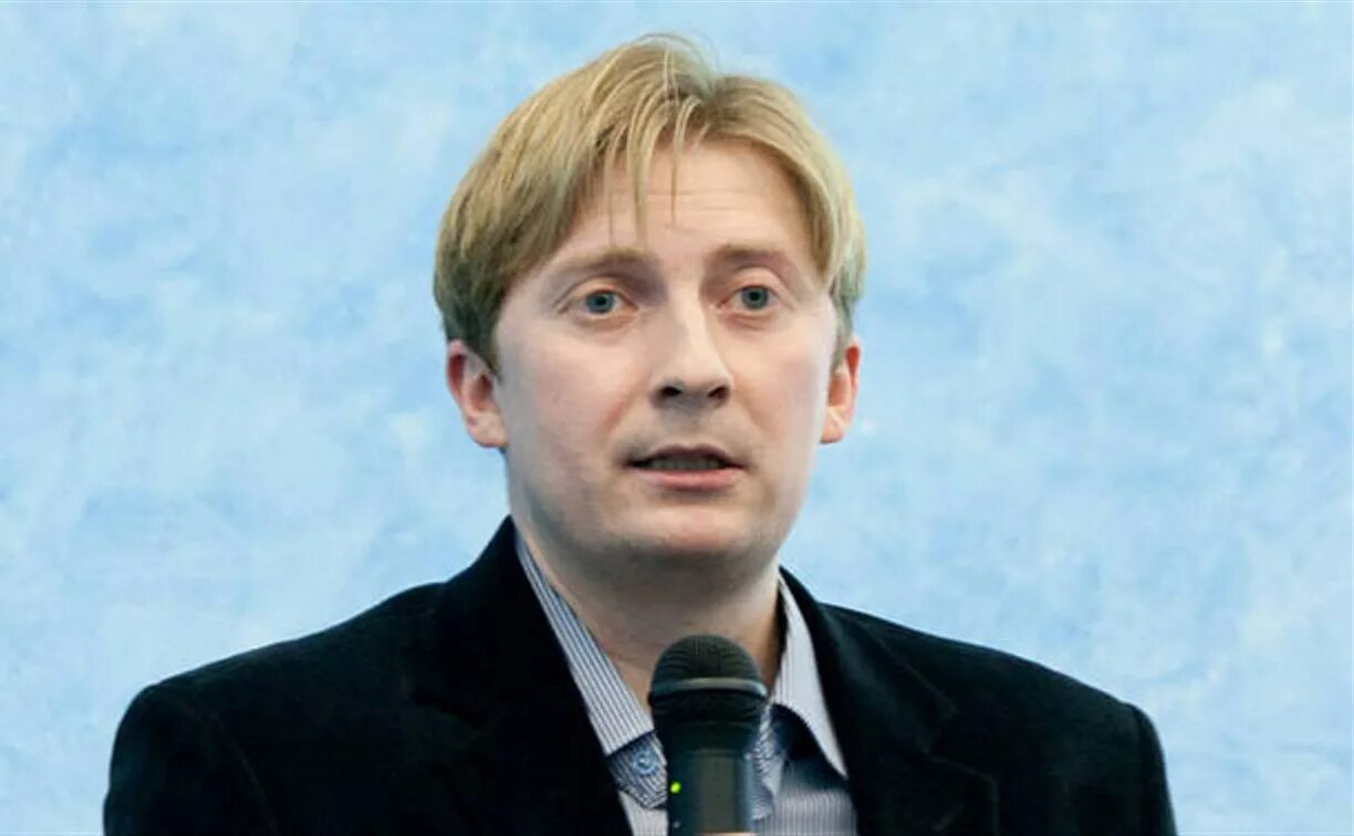 Директор википедия