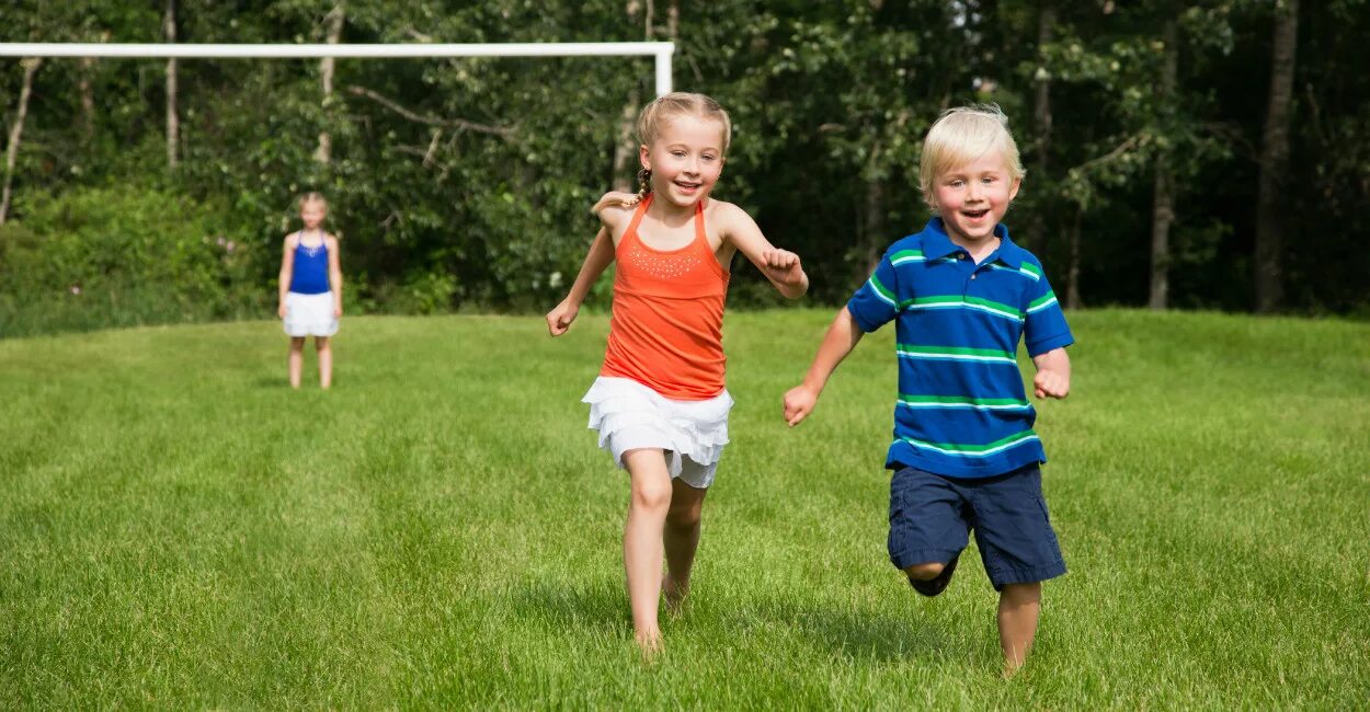 Children like to playing tags