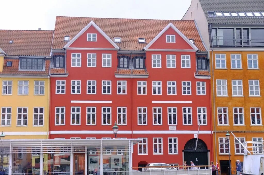 Где жил ганс. Ханс Кристиан Андерсен Копенгаген. Дом Андерсена в Копенгагене. Дом Андерсена в Оденсе. Ханс Кристиан Андерсен дом.