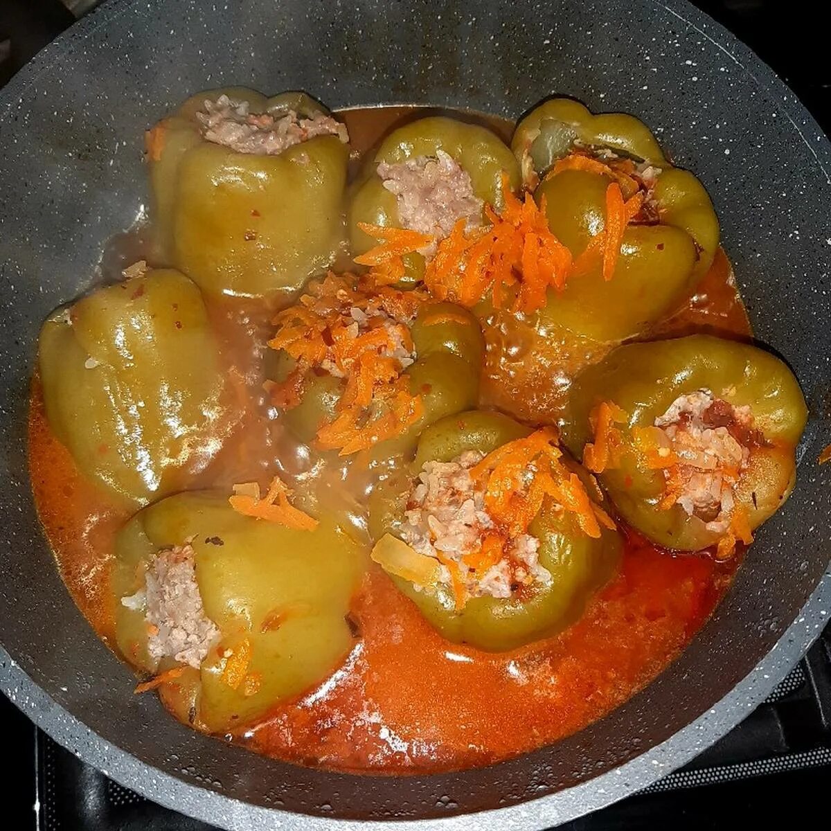 Тушёные фаршированные перцы. Голубцы из болгарского перца. Голубцы шурва. Тушёные фаршированные перцы. Голубцы с перцем.