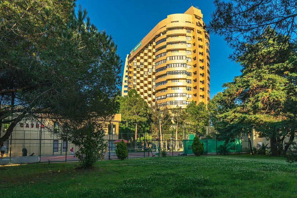 Голден Резиденс Адлер. ЖК Golden Residence Сочи. Сочи ул Ленина 219. Golden Residence Сочи Ленина. Микрорайон курортный городок