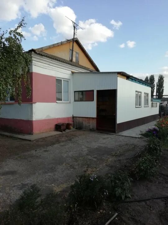 8 приволжский. Приволжская слобода 108. Творог 1,8. Творог 1,8. Поселок лунный энгельс.