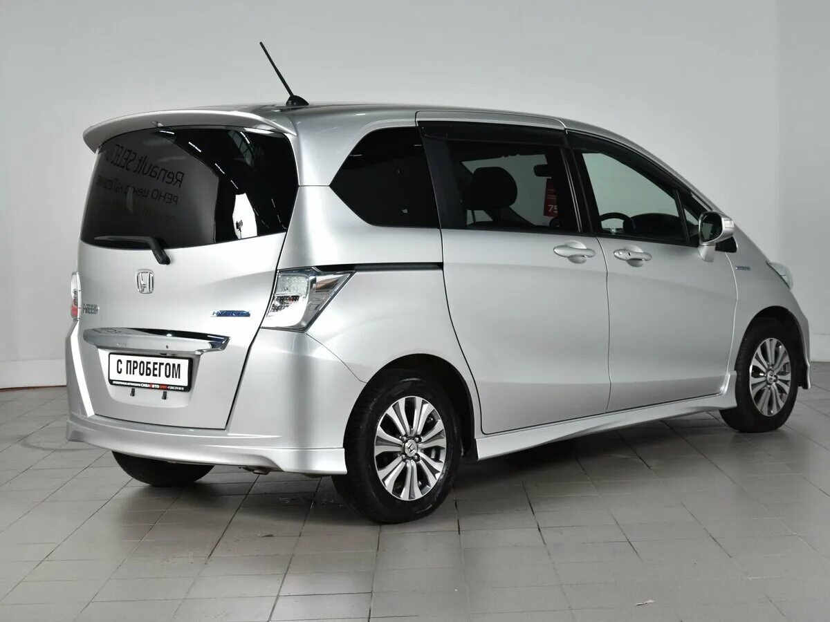 Тойота фридом. Honda freed hybrid. Honda freed 2012 гибрид. Тойота фридом. Honda freed plus.