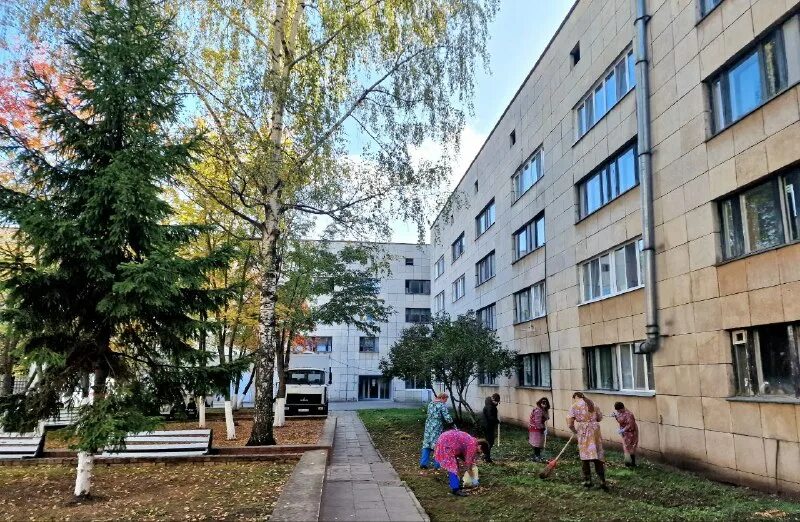 Детская поликлиника 5 набережные челны. Поликлиника 2 набережные челны. Городская больница № 5, набережные челны. Набережные челны 5 больница 1/09. Детская поликлиника 5 набережные челны.