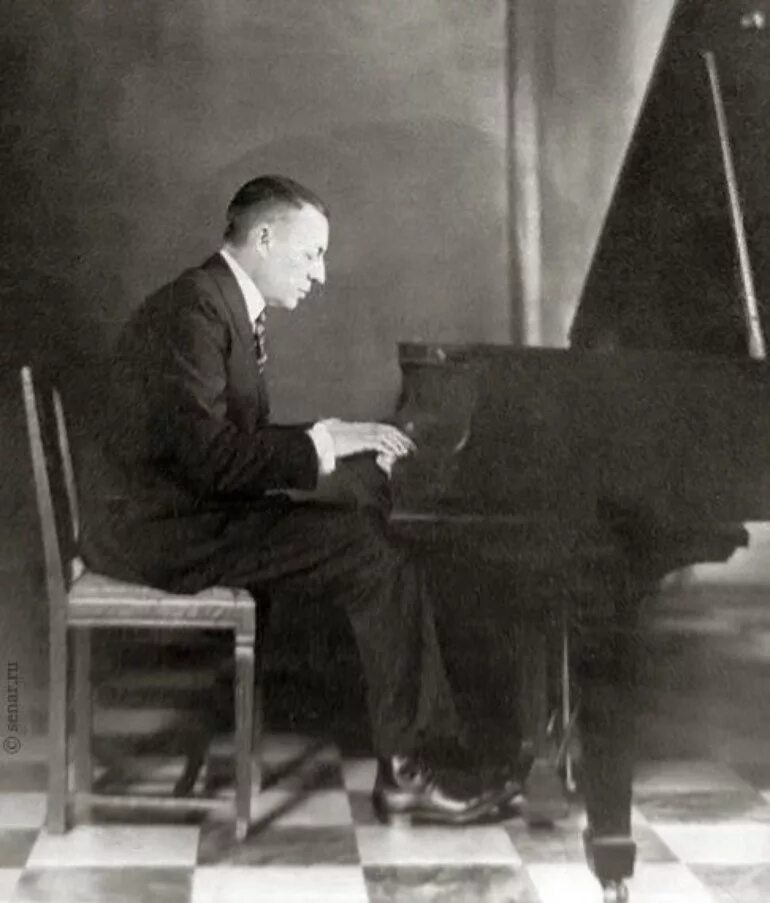 Рахманинов 1915. Сергей васильевич рахманинов. Сергей рахманинов пианист. Рахманинов фортепиано. Сергей рахманинов пианист.