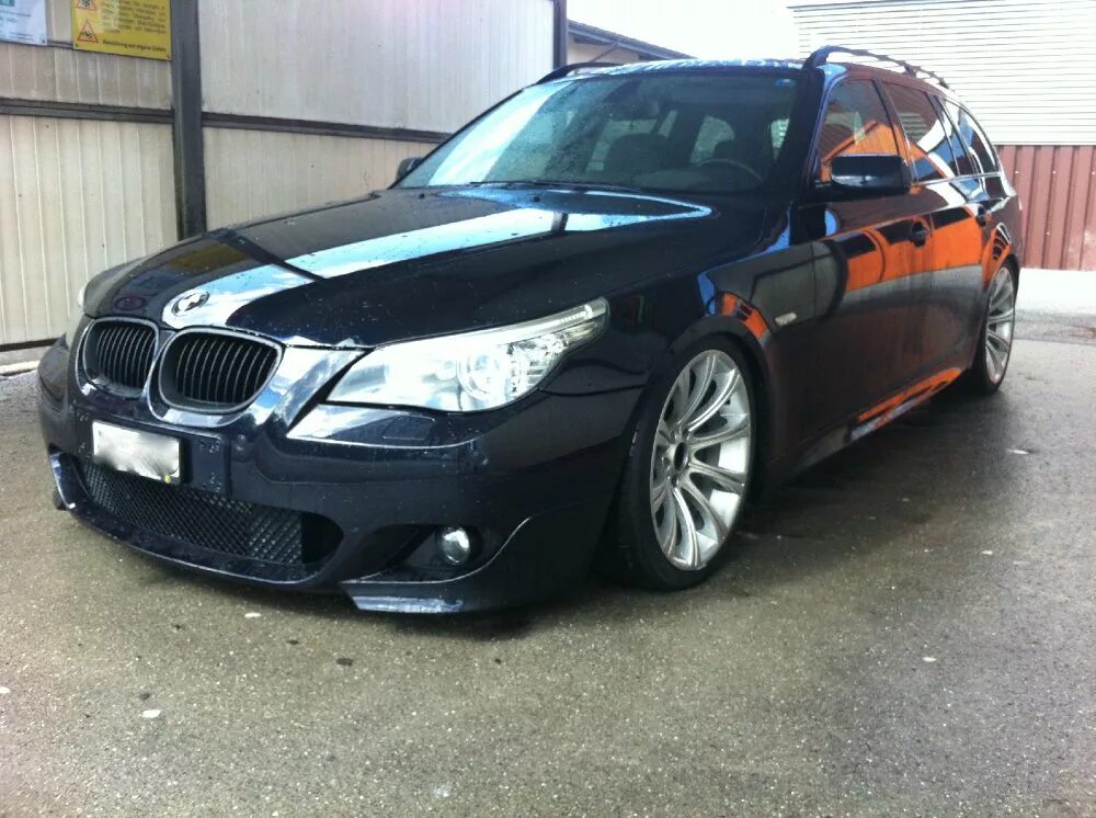 Бмв е60 рест. BMW e60/e61. BMW e60 m paket. БМВ е60 м пакет. BMW e60 Restyling.