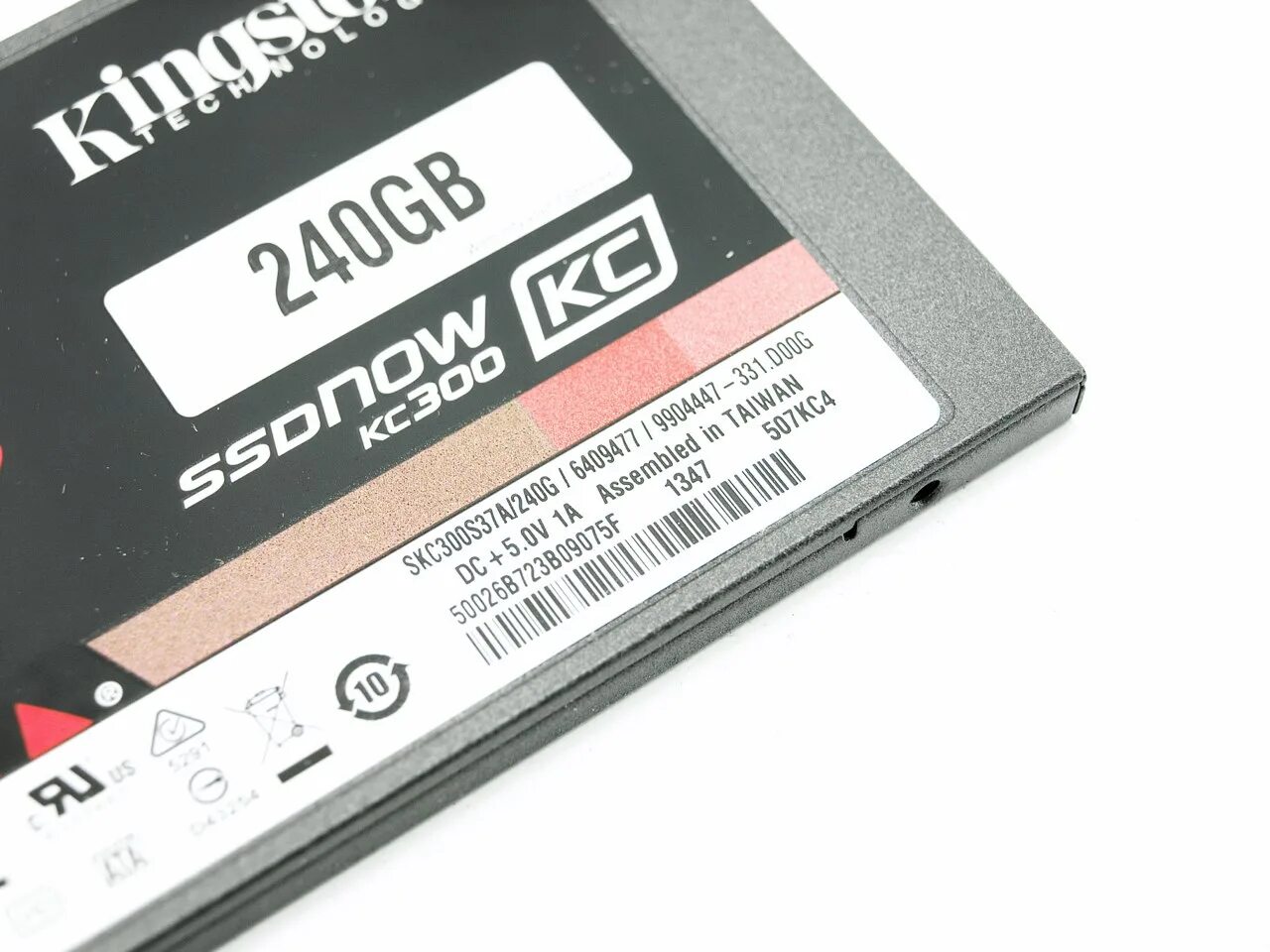 Kingston kc300 240gb. SSD Kingston 240gb. Серийный номер на SSD Kingston. SSD m2 Kingston серийный номер. Ssd product