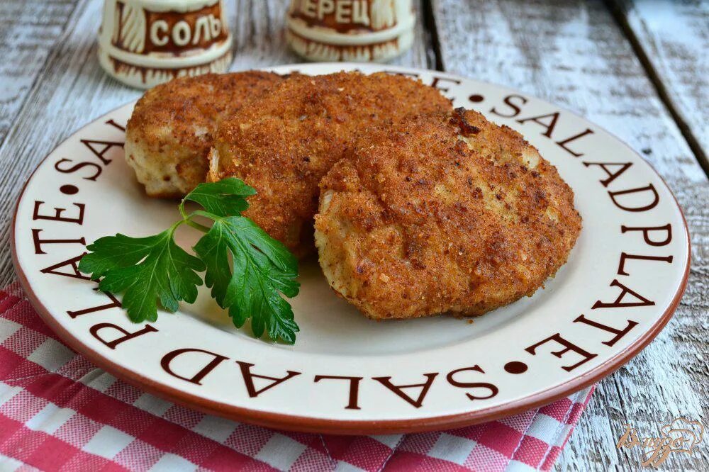 Овсяные котлеты. Суперпышные котлетки из куриного фарша с овсяными хлопьями. Куриные котлеты с овсяными хлопьями. Котлеты куриного фарша из300гр. Куриные котлеты с овсяными хлопьями.