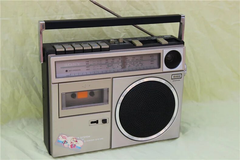 Sanyo wmr d25. Sanyo mw 790. Sanyo mw717k. Как пользоваться магнитофоном. Магнитола sony cfm-d1.